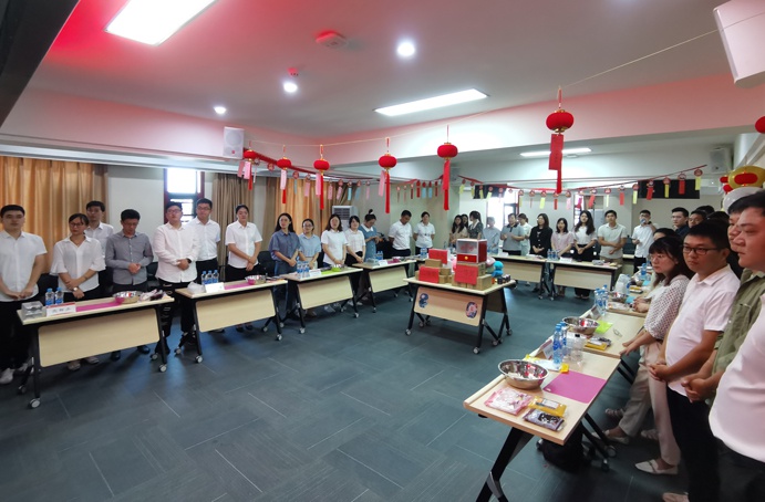 共青團(tuán)南昌市政建設(shè)集團(tuán)有限公司委員會(huì)舉辦了“承傳統(tǒng)文化，享團(tuán)圓美滿”中秋主題活動(dòng)6910.jpg
