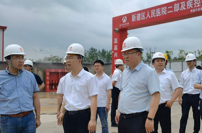 新建區(qū)委常委、常務(wù)副區(qū)長(zhǎng)賈中強(qiáng)到新建區(qū)職業(yè)技術(shù)學(xué)校新校區(qū)建設(shè)項(xiàng)目、新建區(qū)人民醫(yī)院二部及疾控中心項(xiàng)目調(diào)研