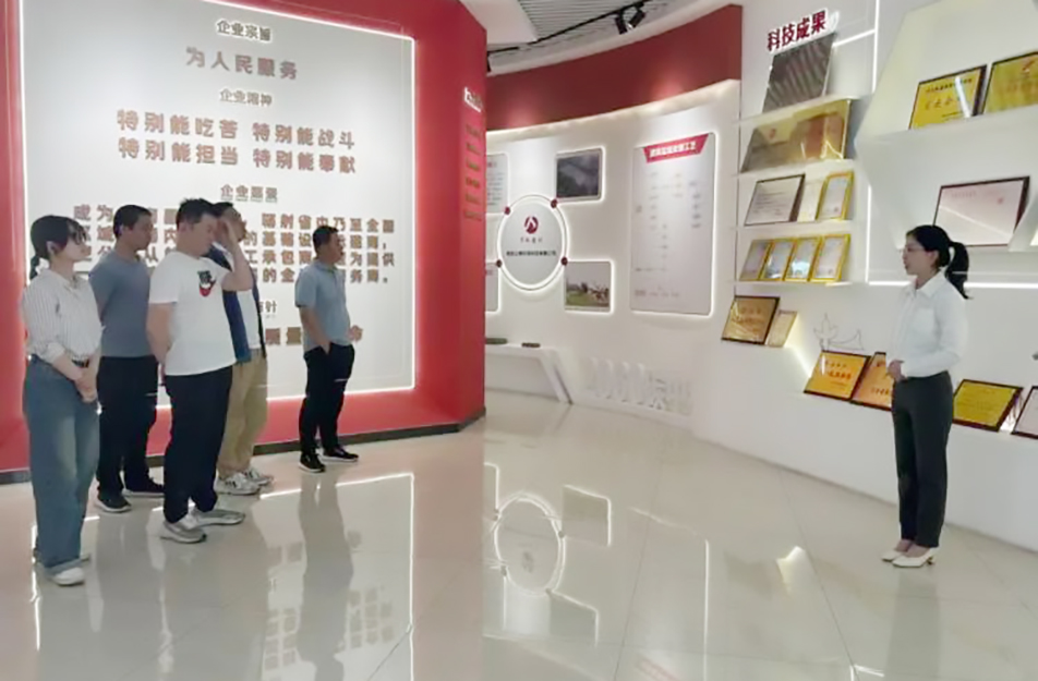南昌市政建設集團開展“重溫奮斗史，啟航新征程”企業(yè)展廳講解活動